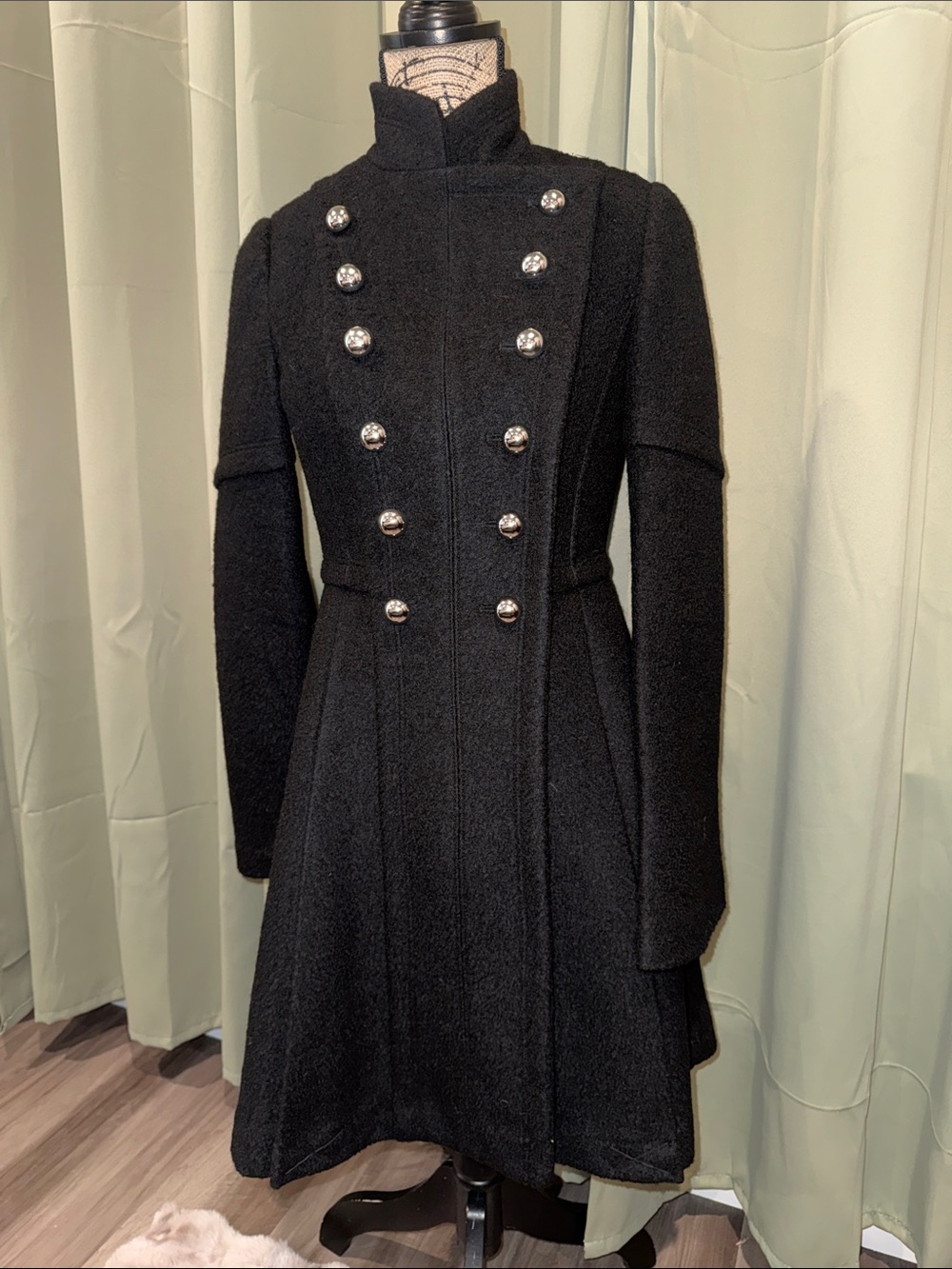 GUESS Los Angeles Black Wool-Blend Coat with Printed Lining WORN ONCE!